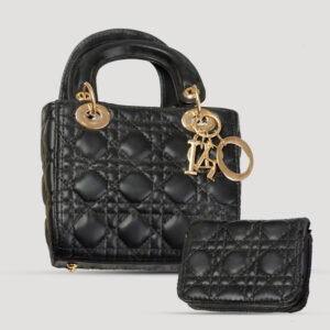 شنطة يد مبطنة ولامعة من ليدي ديور