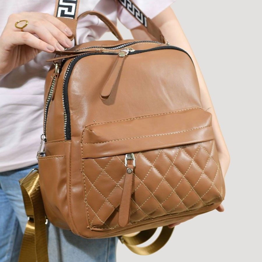 شنطة ظهر نسائية انيقة من القماش المبطن ومضادة للسرقة شنطة ظهر نسائية انيقة من القماش المبطن ومضادة للسرقة